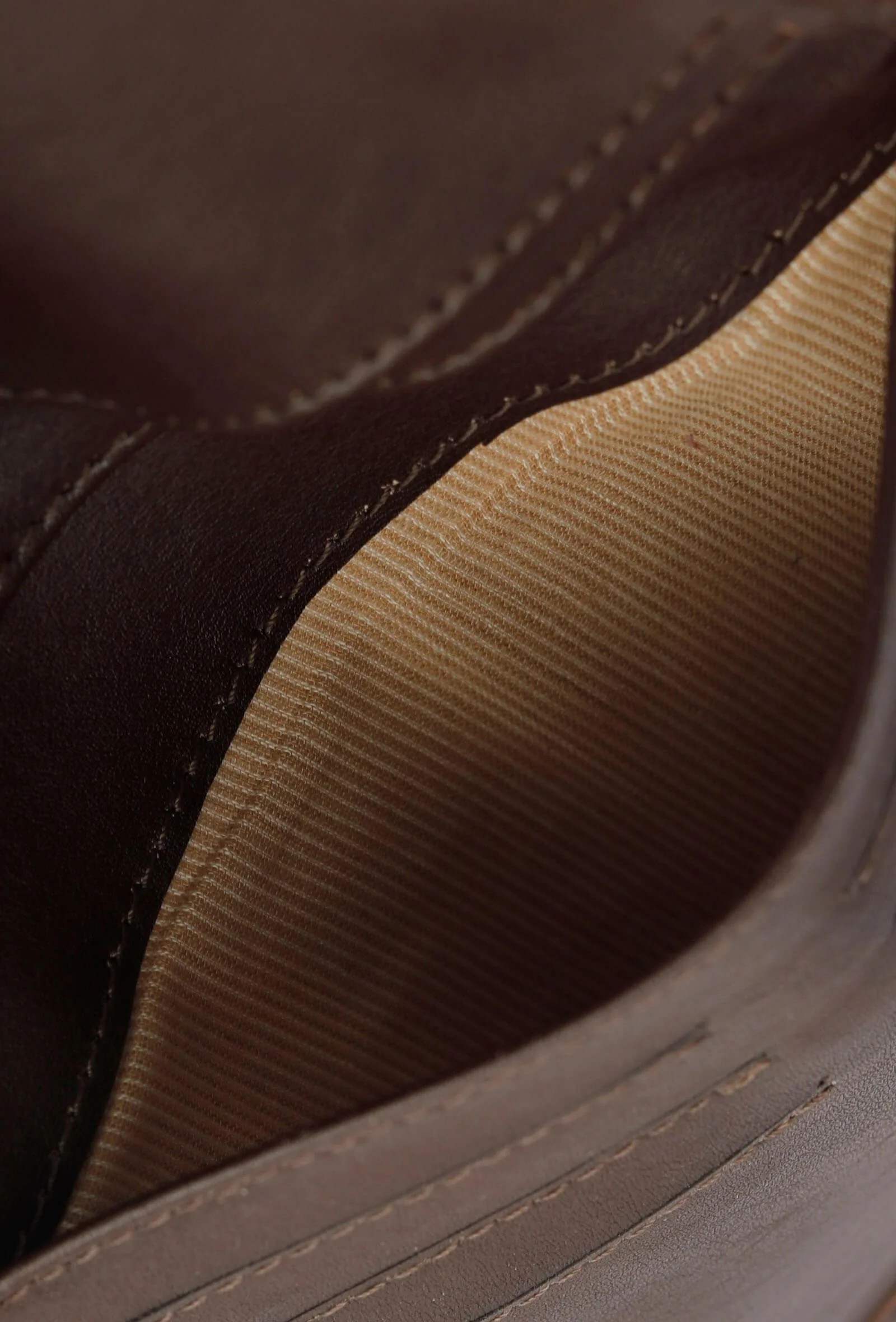 Brunette Jacquard Passport Holder - Image 7