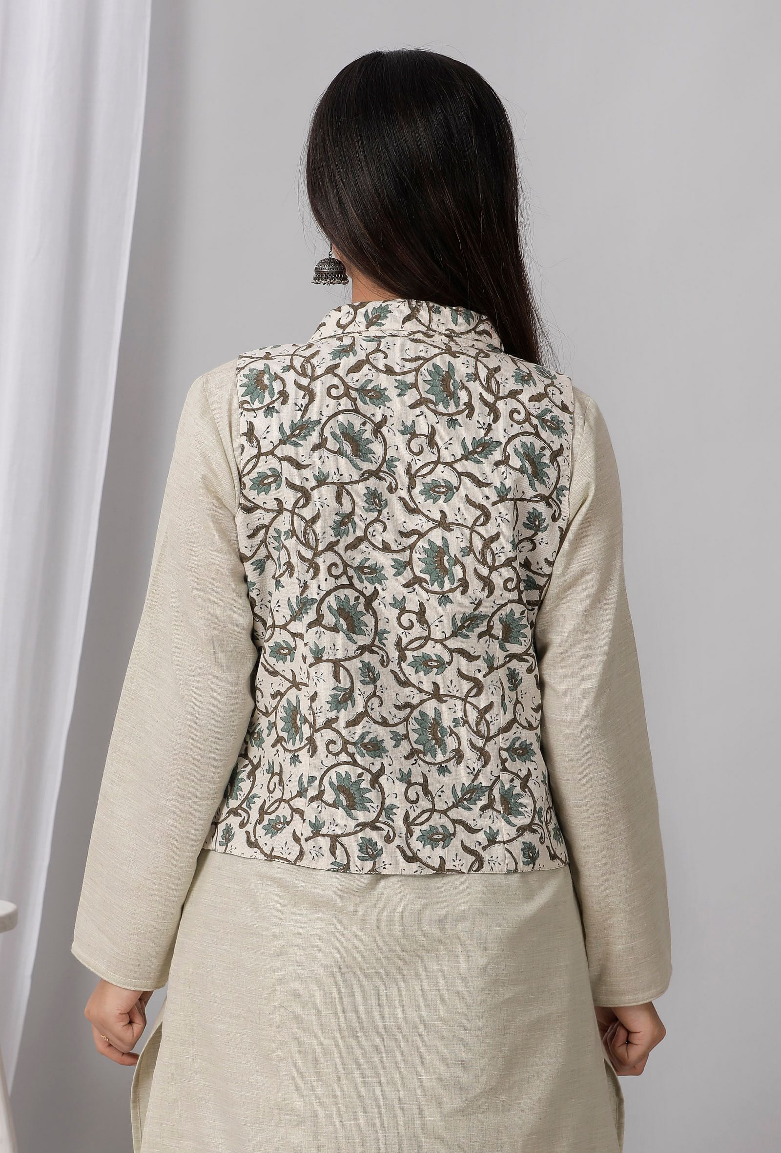 Green Block Printed Cotton Collar Khadi Blazer - Image 5