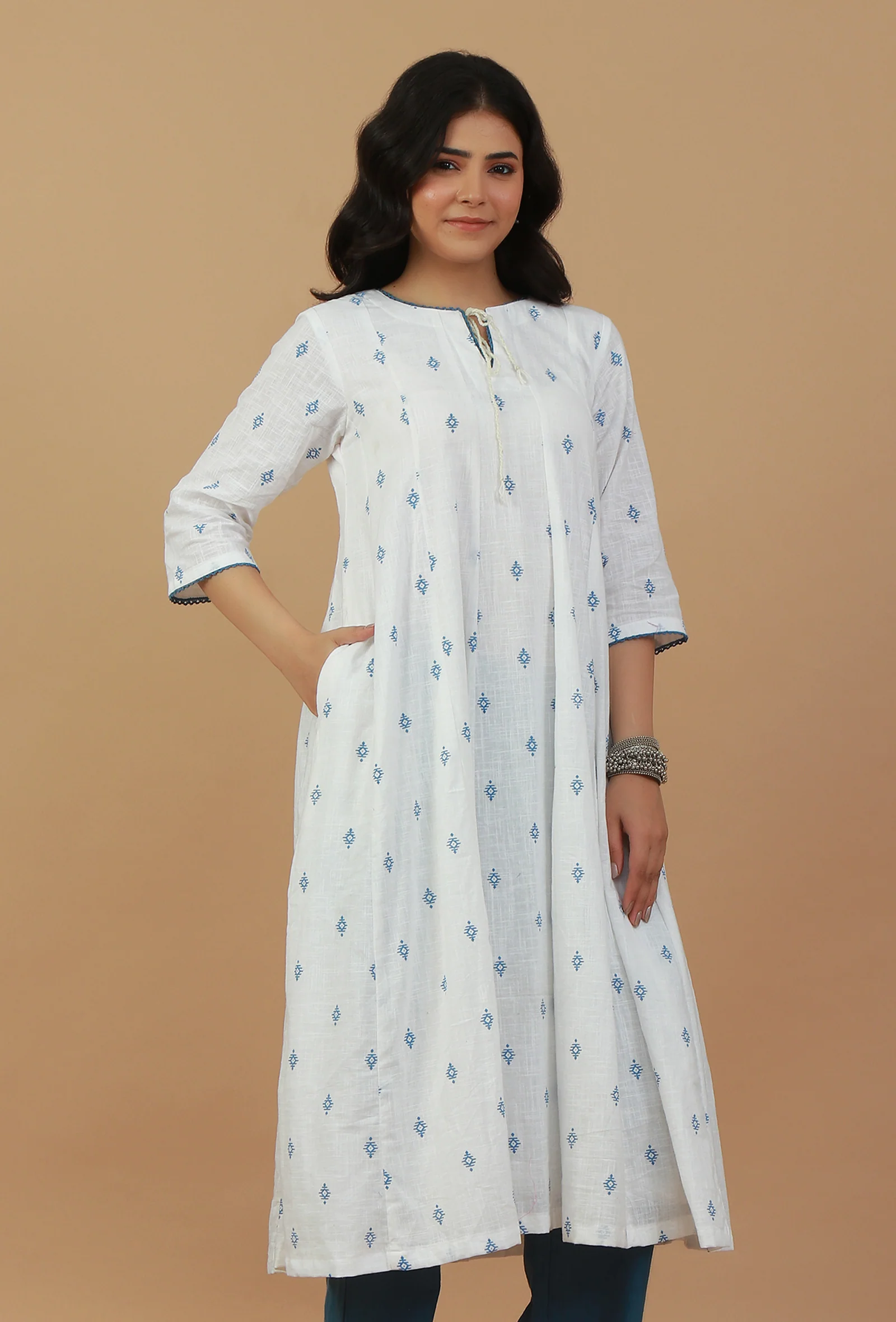 Handblock Printed White & Blue Cotton Kurta - Image 3