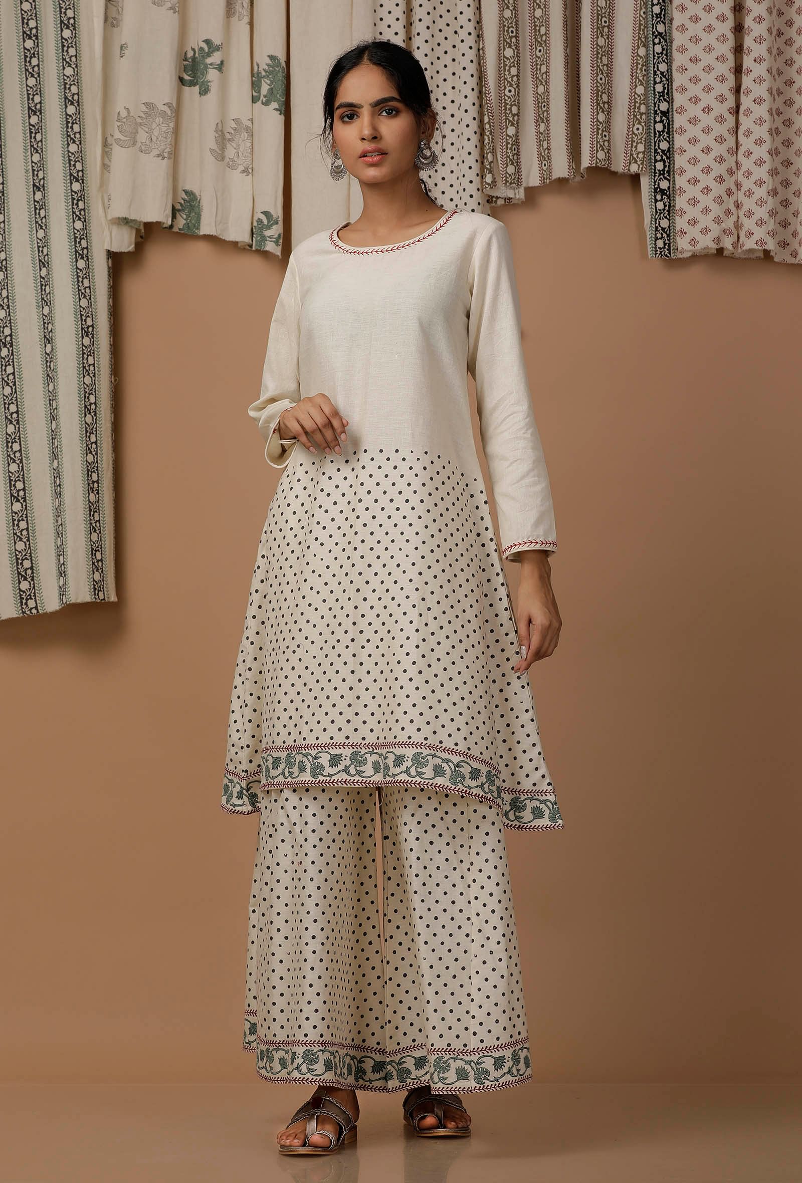 Off White Hand Block Printed Cotton Kurta - Image 3