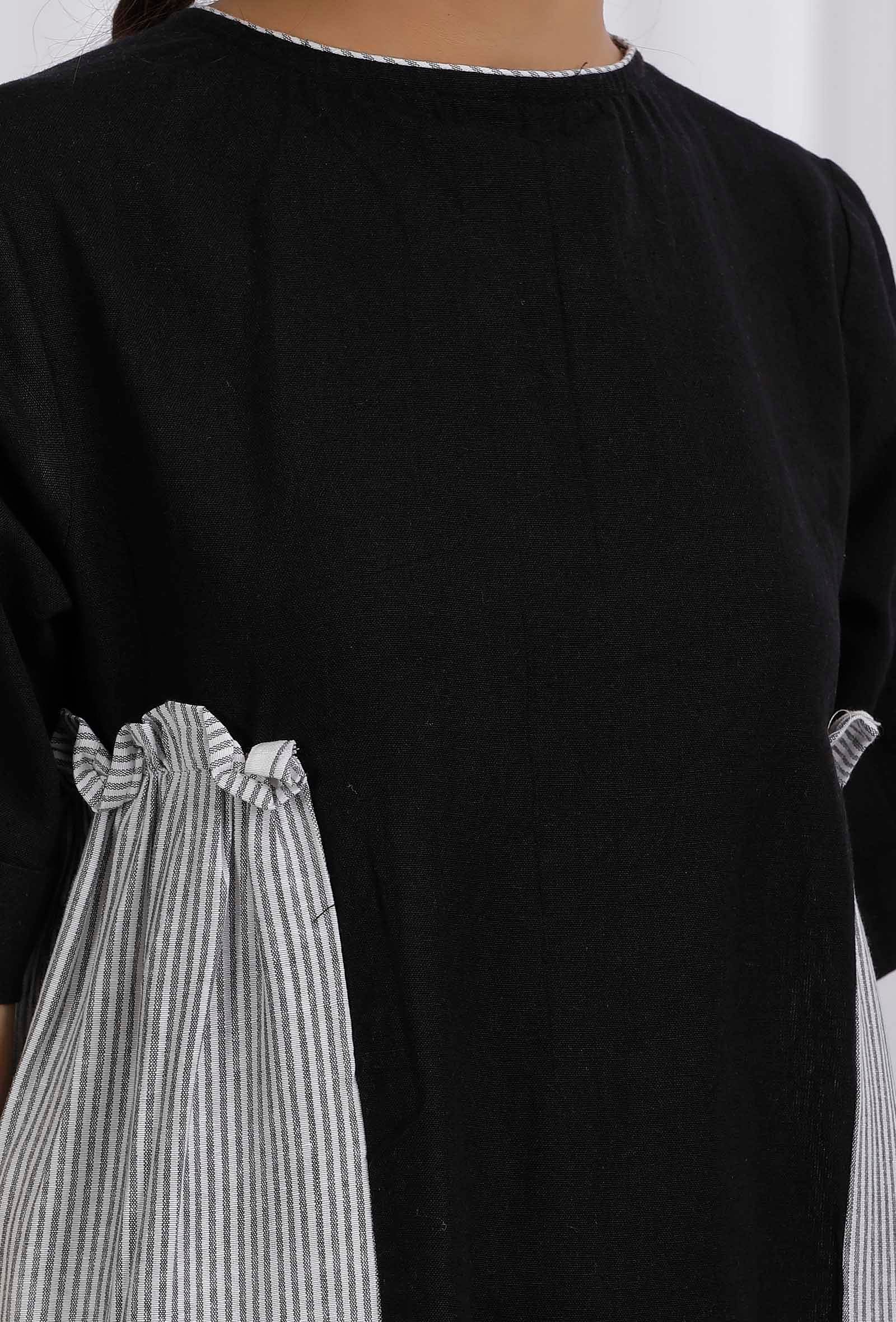 Set Of 2: Black Cotton Cotton Kurta With Cotton Black Striped Straight Pants - Image 5