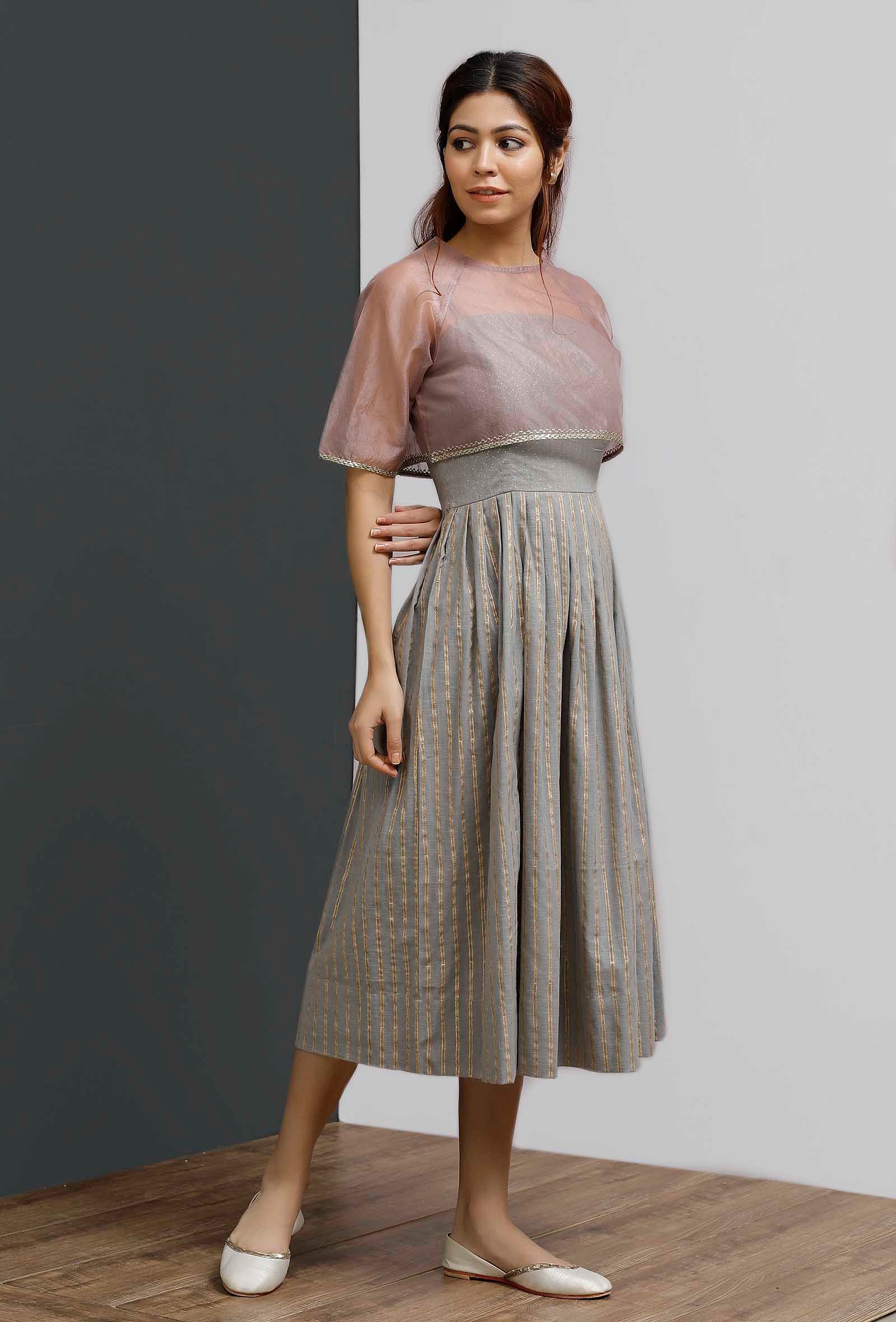 Set Of 2: Plum Organza Embroidered Blouse With Strappy Grey Block Printed Pleated Dress - Image 4