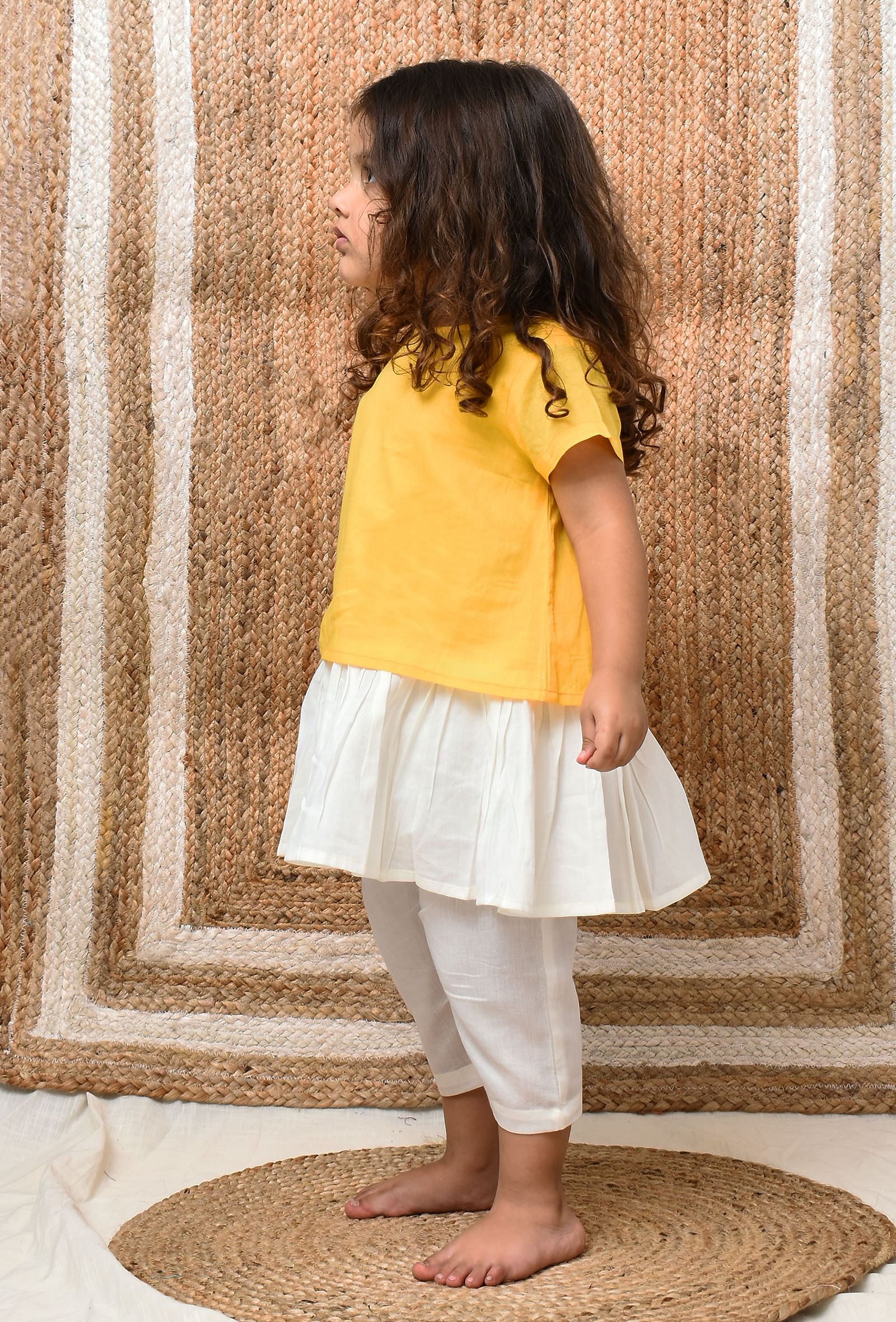 Set Of 2: Yellow and Off-White Mul Mul Kurta With Pants - Image 3