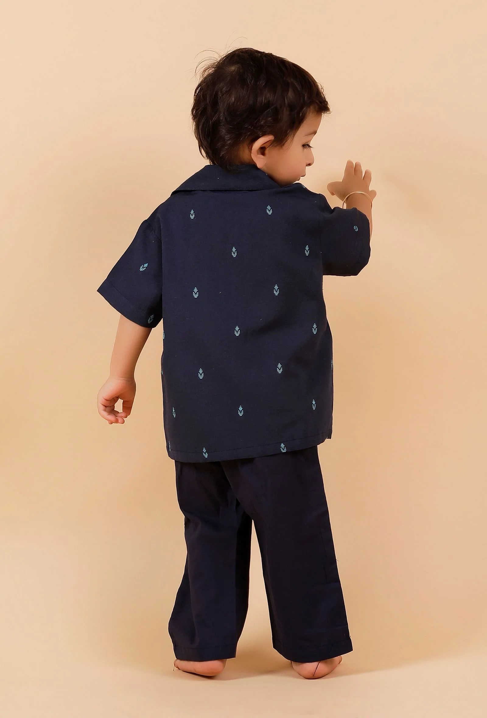 Set Of 2:Oxford Blue Cotton Shirt With Oxford Blue Woven Buti Pant - Image 4